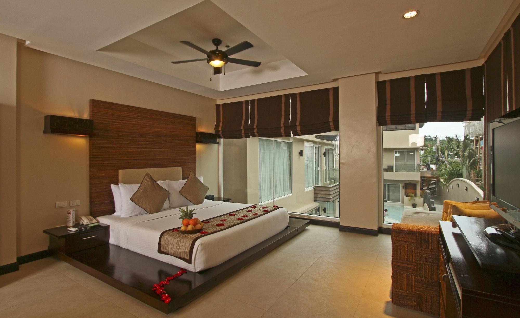 Two Seasons Boracay Resort Balabag  Bagian luar foto