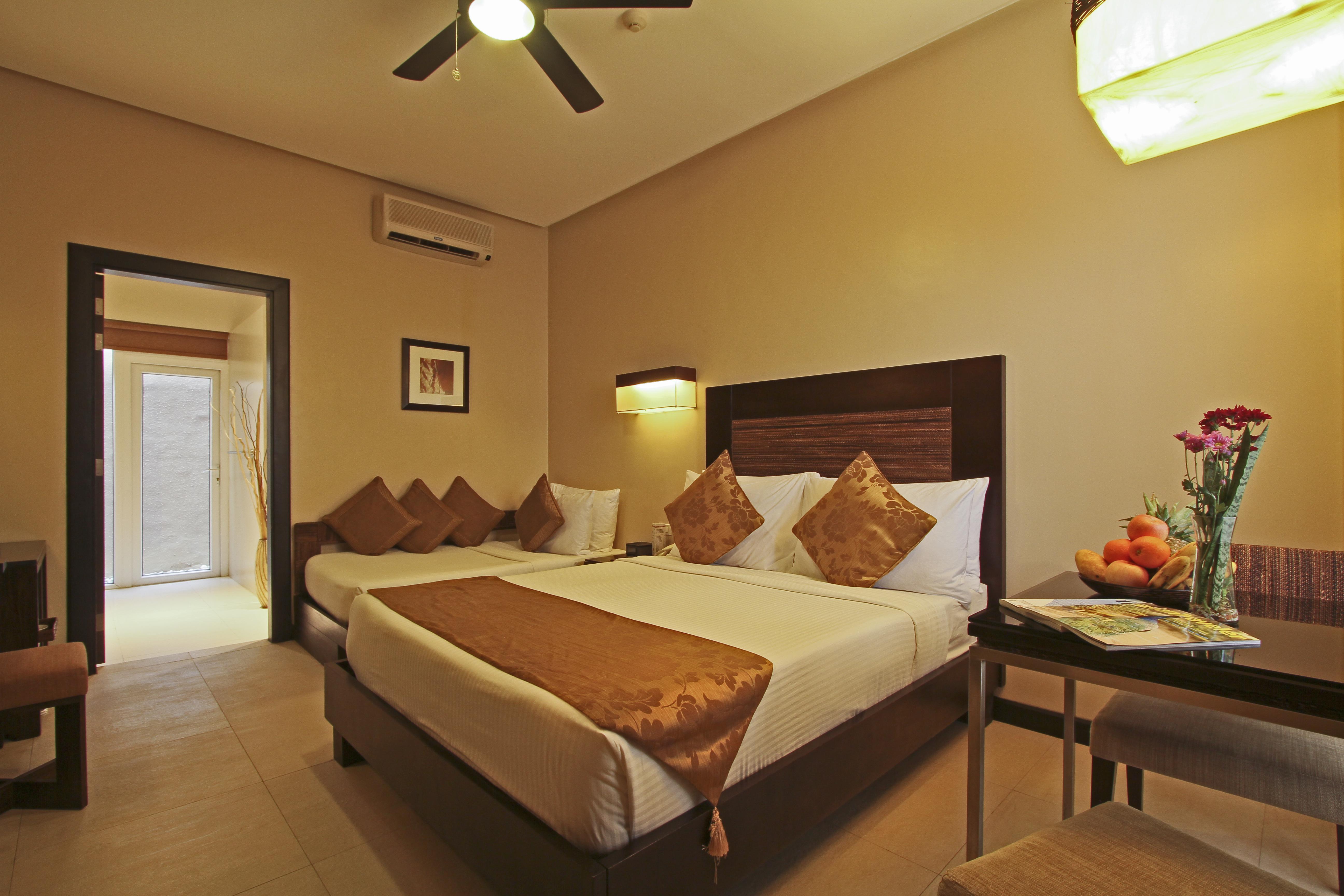 Two Seasons Boracay Resort Balabag  Bagian luar foto