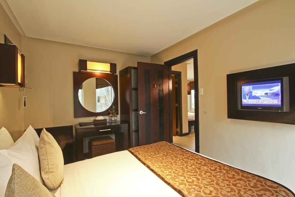 Two Seasons Boracay Resort Balabag  Bagian luar foto