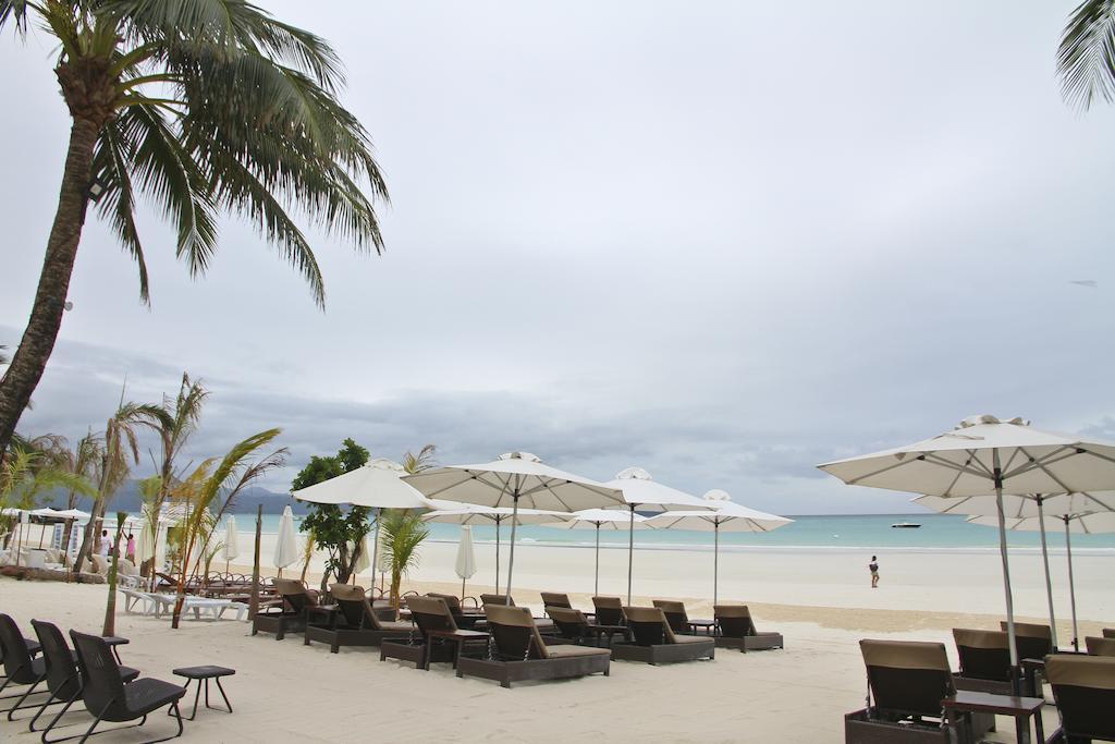 Two Seasons Boracay Resort Balabag  Bagian luar foto