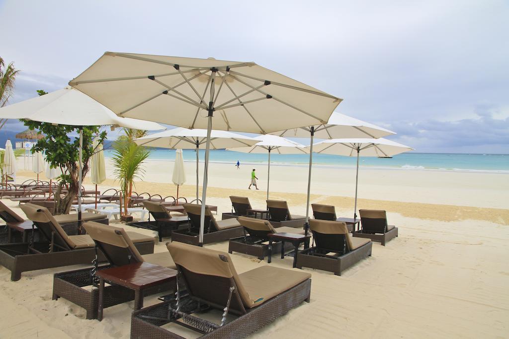 Two Seasons Boracay Resort Balabag  Bagian luar foto
